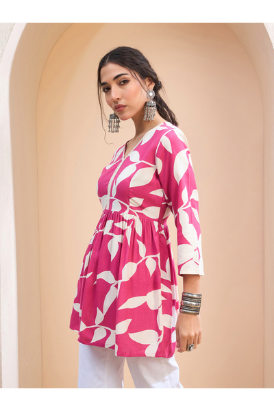 Sassafras By Styli Pink Floral V Neck Peplum Kurti