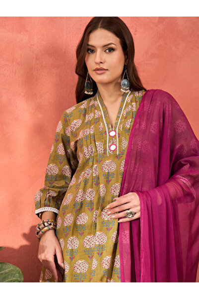 Sassafras By Styli Green Floral Cambric Kurta with Pencil Pants and Dupatta Set