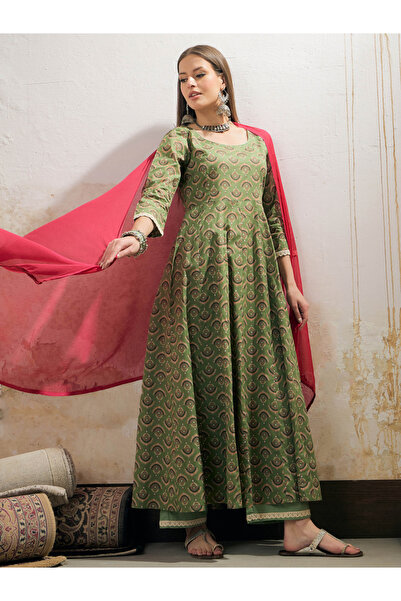 Sassafras By Styli Green Floral Print Anarkali Kurta with Pencil Pants and Dupatta Set