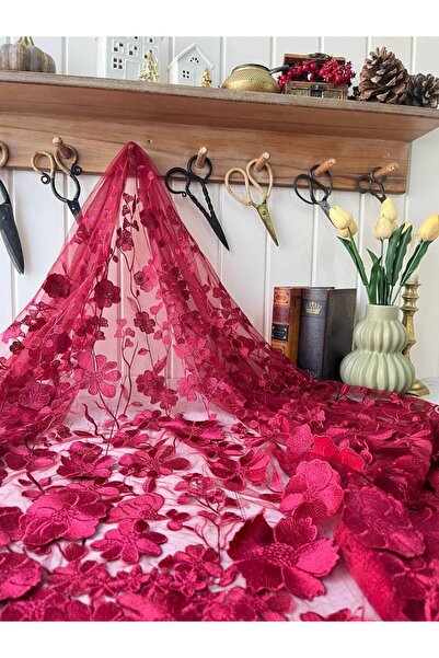 Parça Kumaş Dünyası Kopma Üç Boyutlu Dantel Bordo Renkte