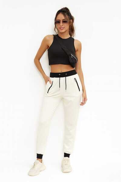 STITCH by MH Women Regular Fit Zipper Joggers