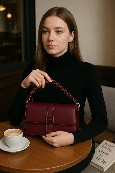 ESTUTE Lüks Örgü Kısa Sap Detaylı 2 Gözlü Çapraz Omuz Çantası