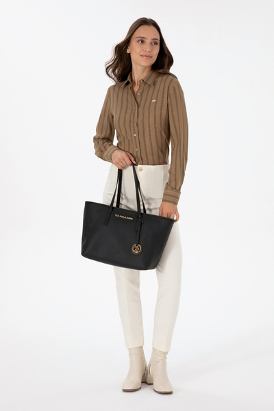 U.S. Polo Assn. حقيبة كتف نسائية باللون الأسود 50317823-VR046