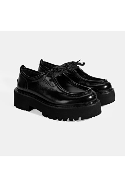 Desa Women's Black Lace-Up Patent Leather Casual Shoes