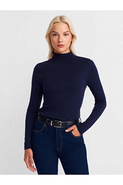 Dilvin 10714 Pulover din lână cu guler înalt, moale, cu textura fină - Laci Mel.