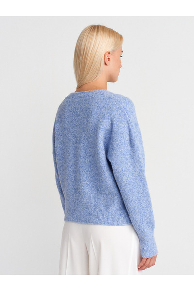 Dilvin 10645 Pulover tricotat cu textura moale cu decolteu în V - Indigo M.