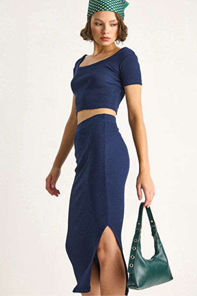 Bianco Lucci Women's Square Neck Short Sleeve Crop Slit Detail Camisole Bottom-Top Set 60284032