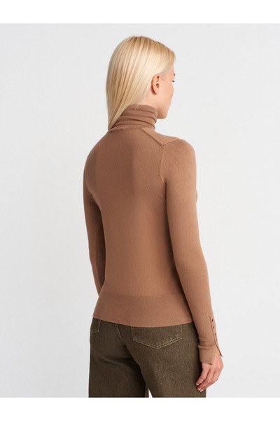 Dilvin 1268 Pulover cu gât roșu - nurcă închisă