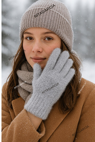 Ritagarcia Plush Long Gloves