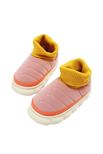 OEM Comfortable slip-on slippers for women, ideal for indoors and outdoors