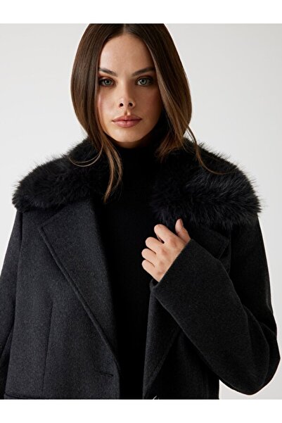 Guess Dámský kabát Karole ze směsi vlny