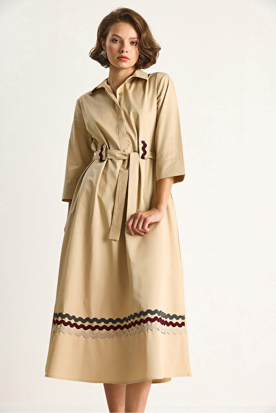 Bianco Lucci Γυναικείο φόρεμα πουκάμισο με λεπτομέρεια κέντημα και λουράκι με ζώνη 60284072