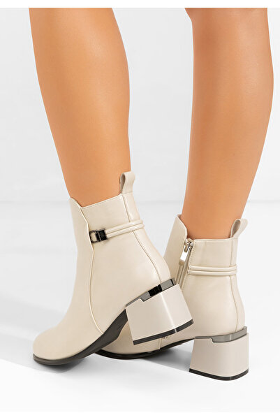 B T Shoes Μποτάκια με χοντρό τακούνι μπεζ