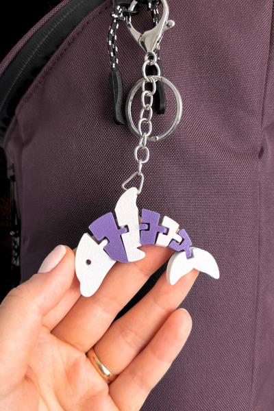 Lusida Design Breloc mov cu articulații flexibile, cu figurină de pește, orna...