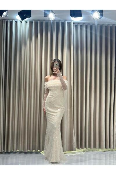 Kaleiçi Yıldızlar Bej Uzun Kollu Pul Payetli Önü Detaylı Balık Abiye Elbise GS7570