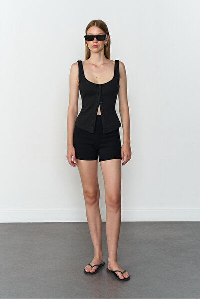 Beyyoglu Önü Düğmeli Bluz