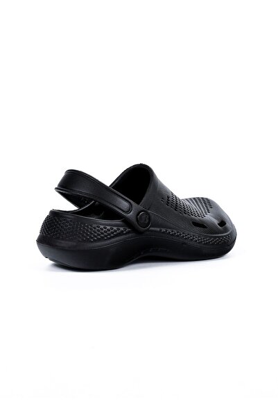 BATA Casual Textured Clogs