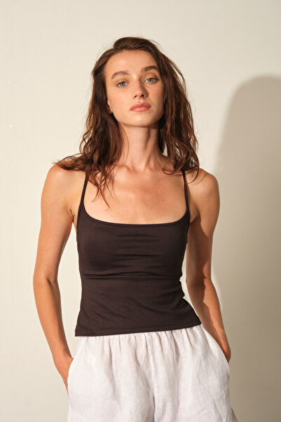 Beyyoglu Sırt Detaylı Atlet