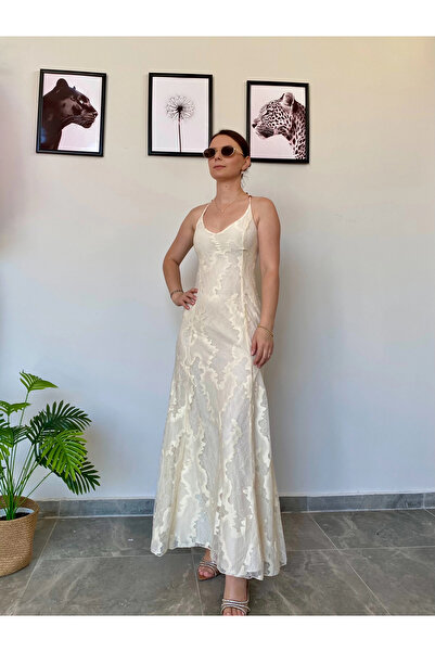 BS Krem Dantel İşleme Elbise
