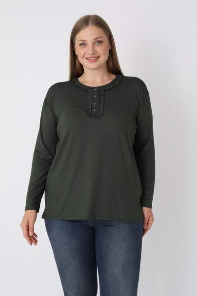 Orly More Viscose Fabric Mini Slit Plus Size Long Sleeve Mother Combed Cotton Blouse with Collar and Button Detail