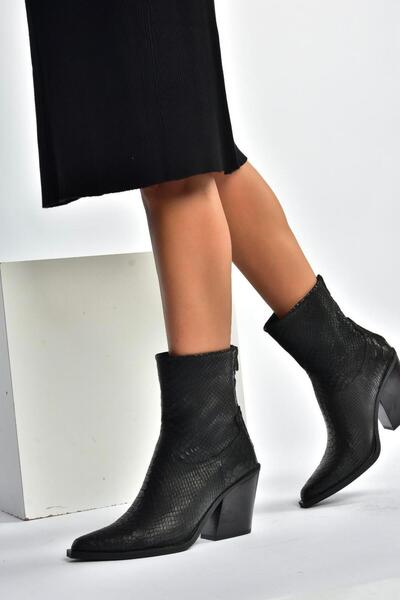 Fox Shoes V654080311 Siyah Kroko Baskılı Hakiki Deri Western Kovboy Kadın Bot