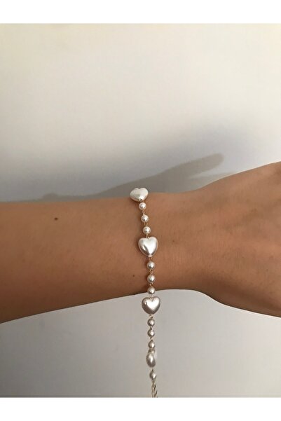 shop سوار أبيض لامع بتصميم قلب مرصع باللؤلؤ مع تفاصيل ذهبية