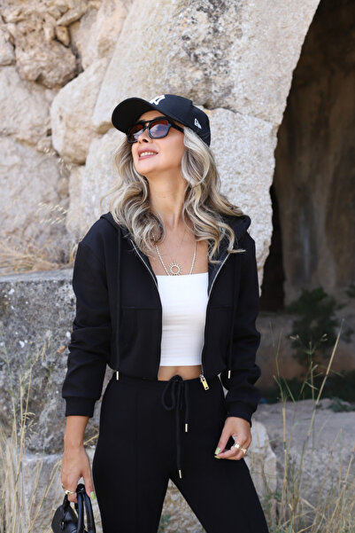 bytugcekaya Σετ ισπανικό παντελόνι με μαύρη κουκούλα και λεπτομέρεια ραφής