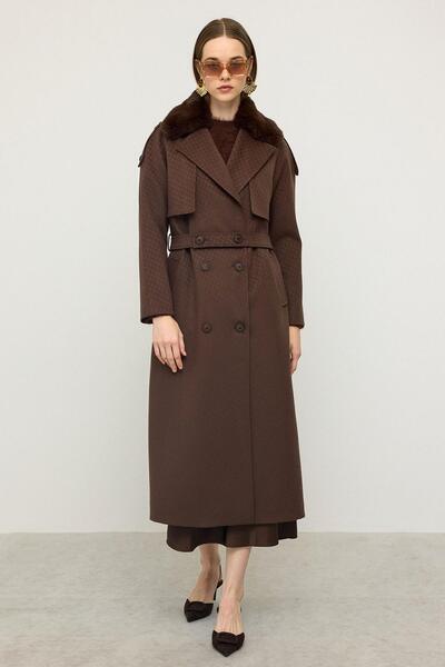 Olcay Limited Edition Coat with Removable Fur and Self-Patterned Brown 3127