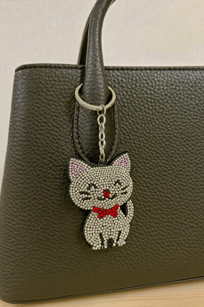 MD Moda Accessories سلسلة مفاتيح على شكل قطة مرصعة بالأحجار