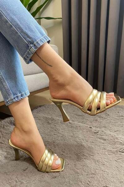 Les Passent Women's Gold 9 cm Goblet Heeled Slippers