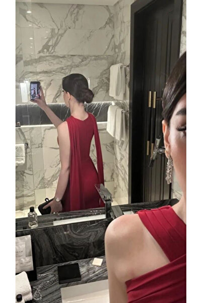 Viola elegant red dress