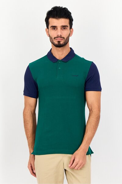 Levi's قميص بولو رجالي بأكمام قصيرة وياقة واسعة وشعار العلامة التجارية، أخضر