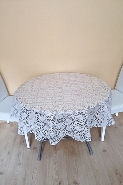 ELEGANCEV Transparent Oil-Cloth Coating Lace Look Round Table Cloth -137 cm D...