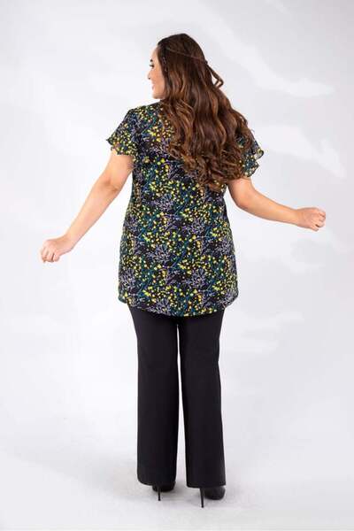 Roxxlen Μπλούζα με λουλούδια με λαιμόκοψη σε σχήμα V