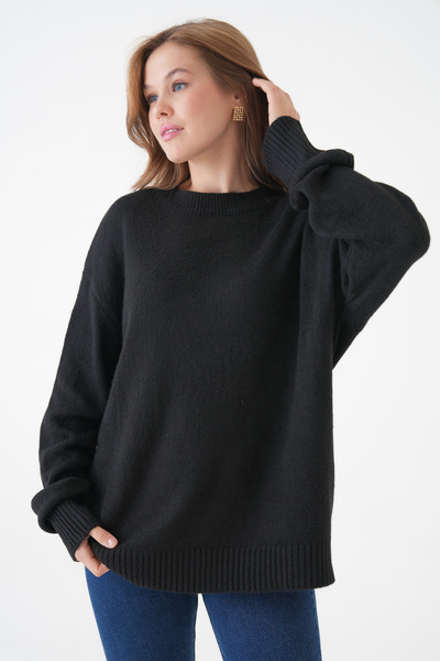 barış sülün lovebox Pulover tricotat negru cu gât rotund pentru femei supradi...