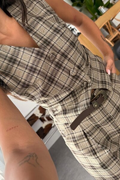 Le Savu Shilsee Plaid Pattern Side Ruched Buttoned Vest