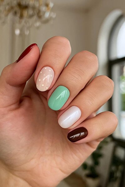 Alix Avien Yüksek Pigmentasyonlu Yoğun Renk Veren Protez Tırnak UV 5'li Kalıcı Oje Set - Nail Polish Gel Set 04