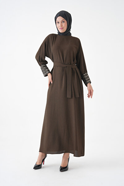 Fzd filizzade فستان مع إكسسوارات الأكمام