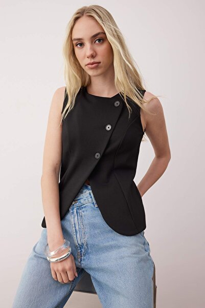 Trendyol Collection Black Asymmetric Button Fitted/Slim Fit Knitted Vest Twoaw26Ye00025