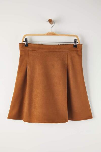 Trendyol Curve Brown Suede Pleated Woven Plus Size Skirt Tbbaw26Az00031