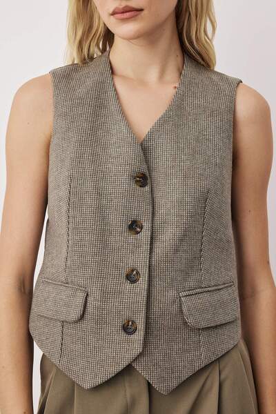 Trendyol Collection Beige Front Embroidered Back Satin Woven Vest Twoaw26Ye00043