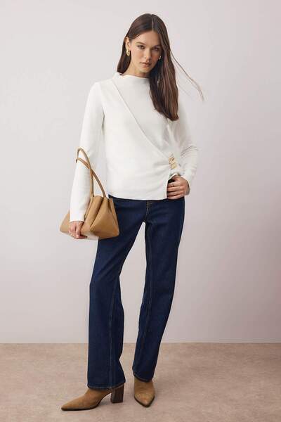 Trendyol Collection Ecru Thessaloniki Accessory Detailed Wrapped Long Sleeve Knitted Blouse Twoaw26Bz00115