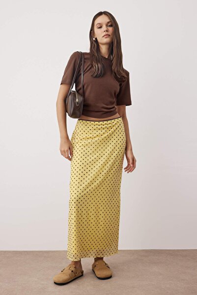 Trendyol Collection Yellow Polka Dot Patterned Tulle Lace Detailed Stretchy Skirt Twoss25Et00153