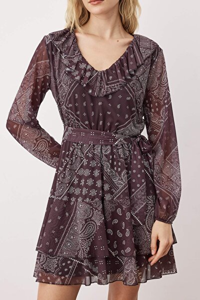 Trendyol Collection Többszínű Boho/Boho Chic nyomott fodros részletekkel ellátott mini tüll rugalmas kötött ruha TWOAW26EL00251