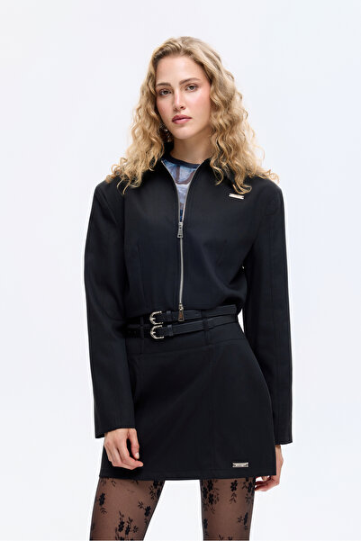 Quzu Çift Kemerli Metal Etiket Detaylı Mini Etek Siyah