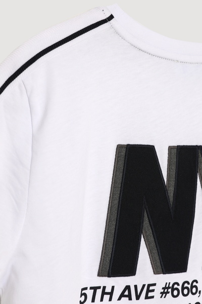 Quzu Κοντομάνικο μπλουζάκι με στάμπα με κείμενο λευκό