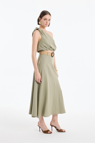 Quzu Bağlama Detaylı Tek Omuz Keten Crop Bluz Haki