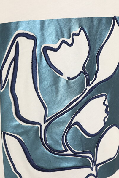 Quzu Ανάγλυφο εμπριμέ κοντομάνικο μπλουζάκι εκρού