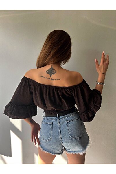 Fav Style Γυναικεία μπλούζα με γιακάMadonna με