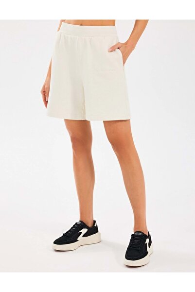 SKECHERS W Essential 5 Inch Sweat Short S2510035 Kadın Şort BEYAZ